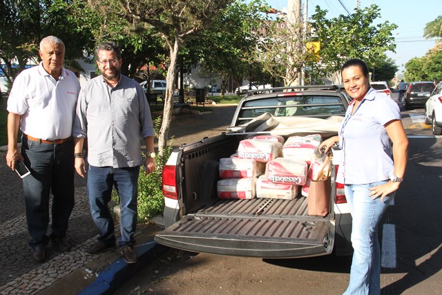 Intermed Home Care doa cestas básicas para o Fundo Social de Solidariedade de Birigui
