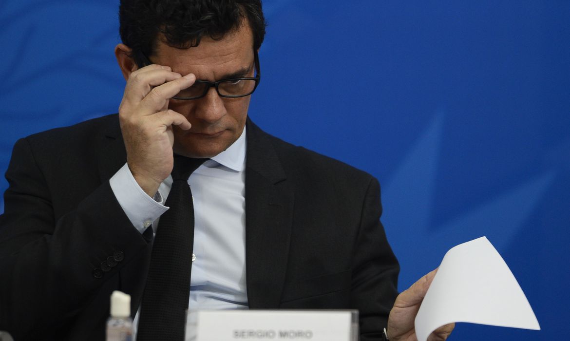 Sergio Moro anuncia demissão do Ministério da Justiça e deixa o governo Bolsonaro