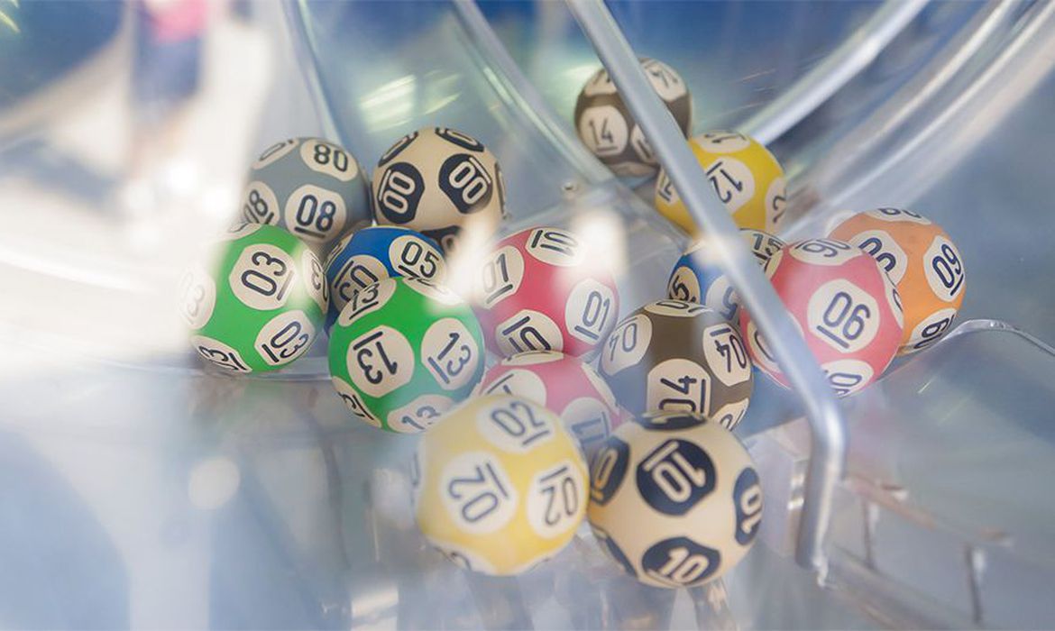 Sorteios da Loteria Federal serão retomados no sábado (4)