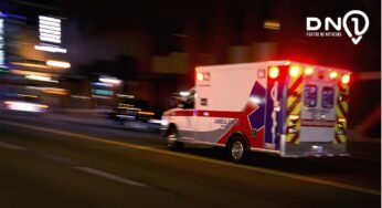 Jovem morre após bater a moto que dirigia em uma árvore