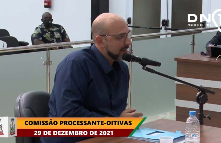 Relator de CP vota pela cassação do mandato do prefeito Leandro Maffeis