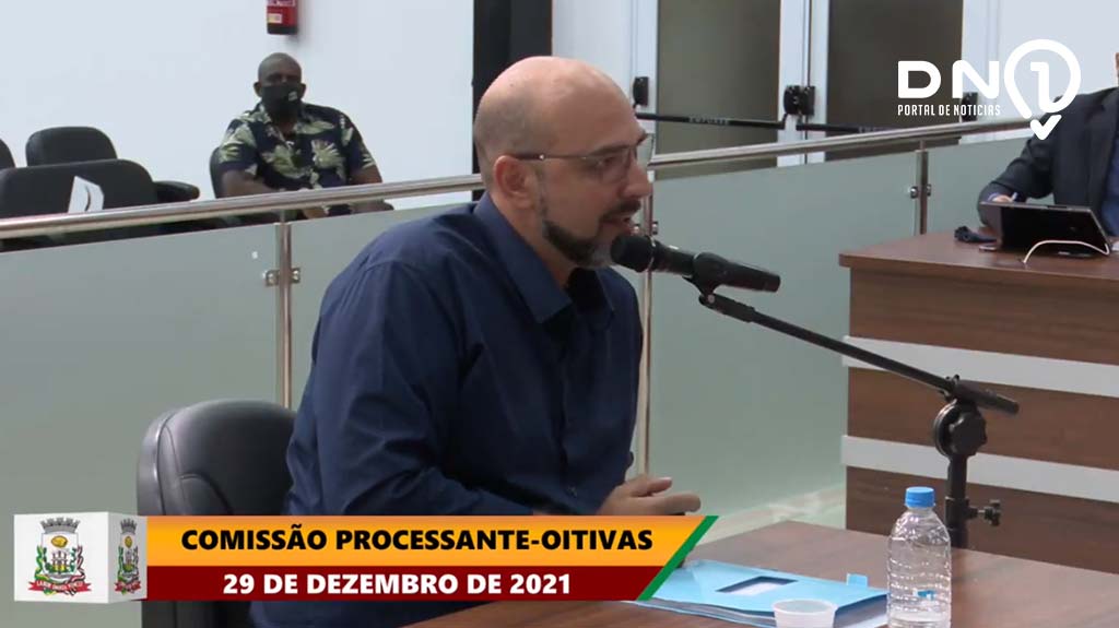 Relator de CP vota pela cassação do mandato do prefeito Leandro Maffeis