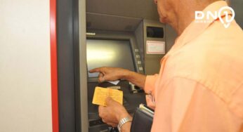 Como é feita a cobrança de tarifas bancárias?
