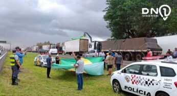 Caminhoneiros fazem protestos na Rondon contra resultado das eleições de 2022